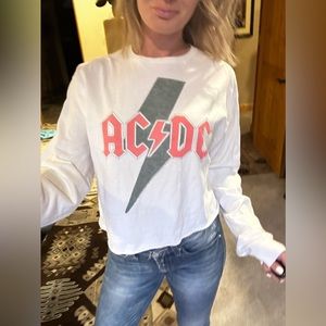 AC/DC Long sleeved crop